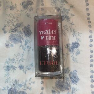 Water tint lip gloss